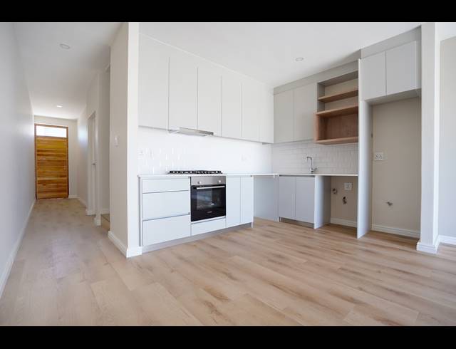 2 BEDROOM HOUSE FOR SALE IN SANDOWN